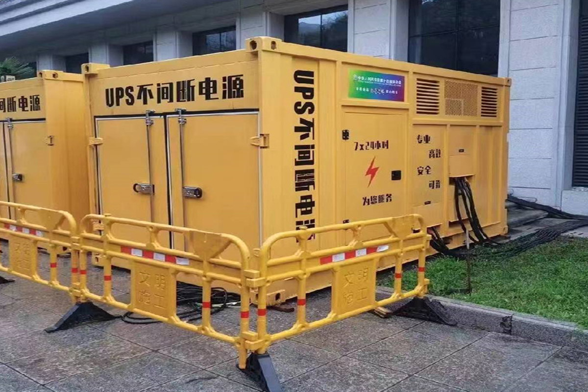 塔城发电机租赁施工现场